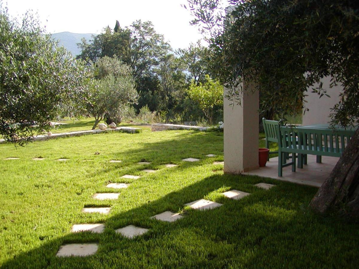 Villa Lithia Áno Korakiána Esterno foto